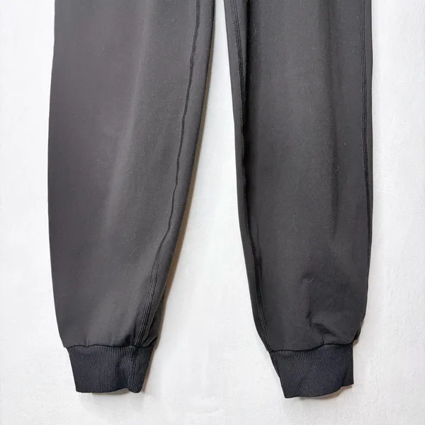 Vuori Black Active Daily Jogger - Image 6