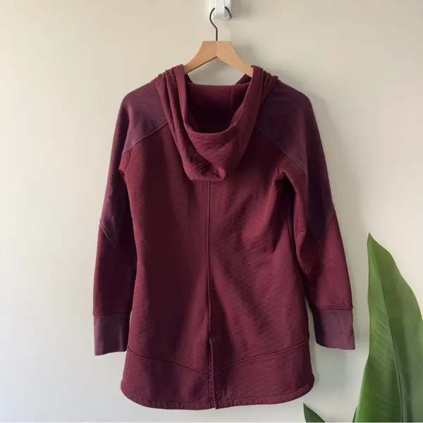 The North Face Red Utility Jacket with Hood Tunic Length Pockets Full Zip quilt - Image 2