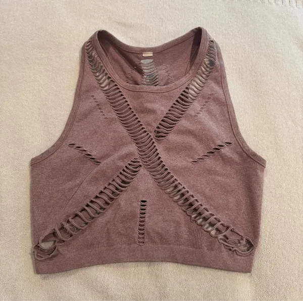 Alo Yoga Plum Heather Line Crop Tank Workout S - Image 3