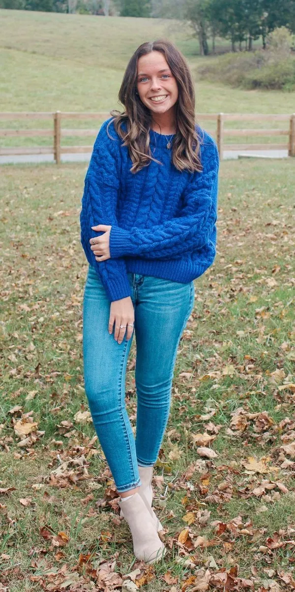 Debut sweater - Image 2