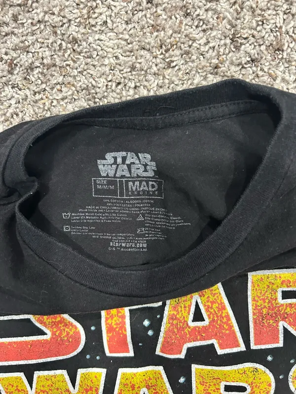Black Star Wars Graphic Tee Medium - Image 2