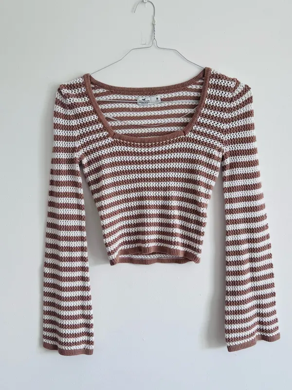 Hollister Brown Crochet Stripe Bell Sleeve Crop Top • 70s Y2K - Image 2