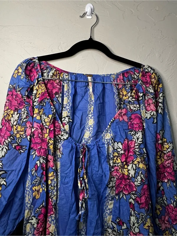 Free People Elena Sapphire Combo Blue Floral Boho Peasant Balloon Sleeve Top - Image 3