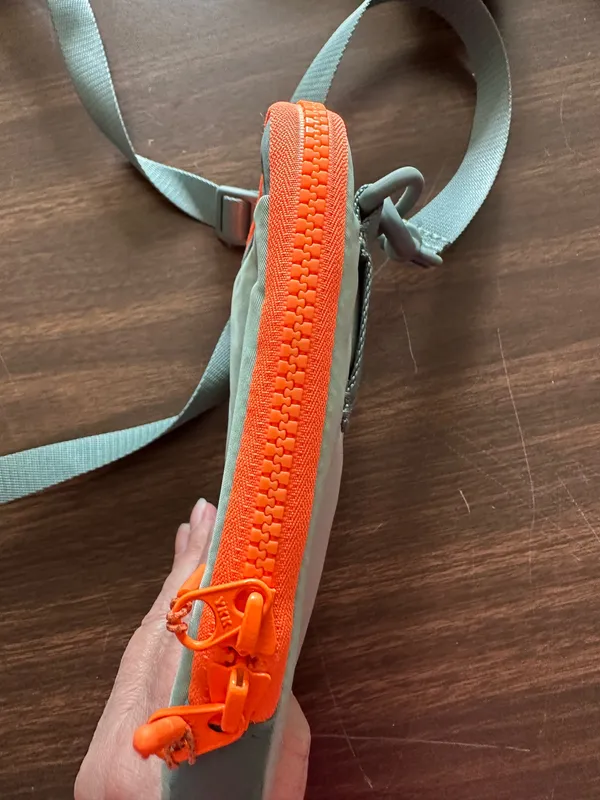 Lululemon Crossbody Bag Sage Green, Gray and Orange Zip Adjustable Strap - Image 4