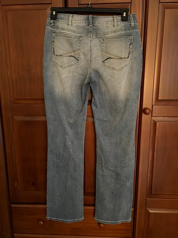 Flamingo NWT Jeans - Image 2