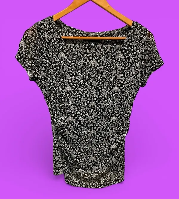Cute mesh floral vines v-neck ruched top INC maximalist Y2K vibes stretchy - Image 2
