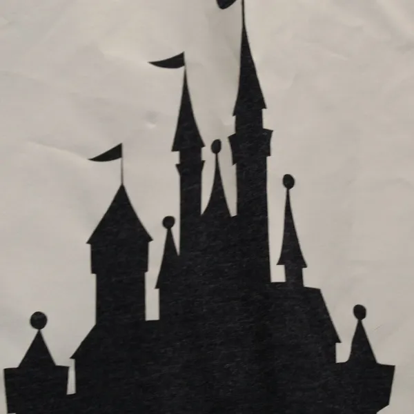 Disney Mickey Mouse Castle T-Shirt Size Large - Image 7