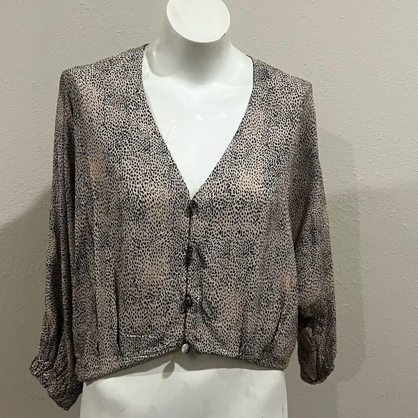 Zara animal print v neck blouse - Image 2