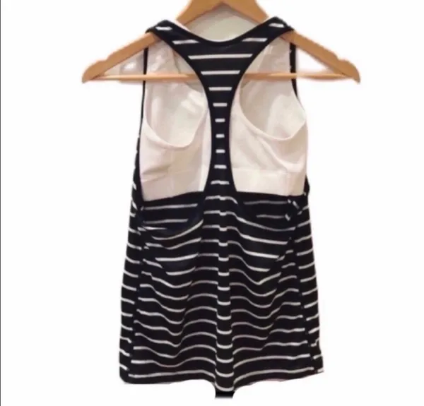 Nike 2 in 1 Bra Run Tank Black Stripe White XS Athletic Workout Yoga - Image 3