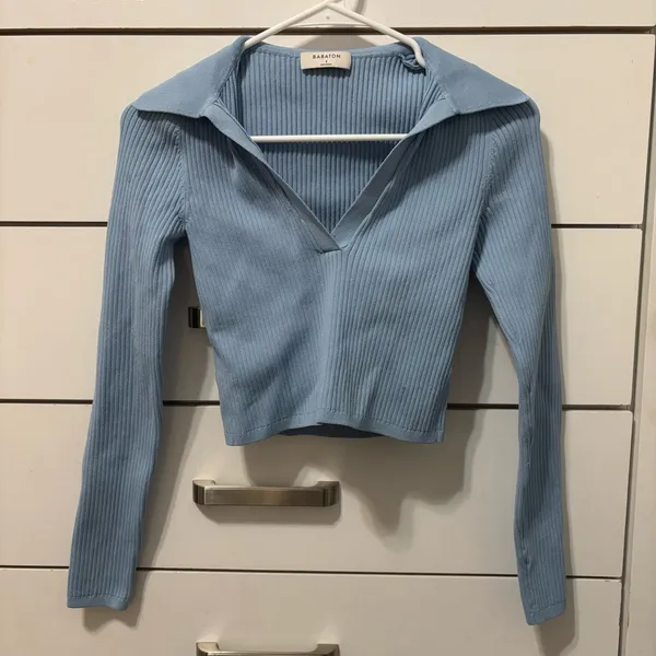 Aritzia Babaton Sculpt Knit Polo Longsleeve Blue - Image 2