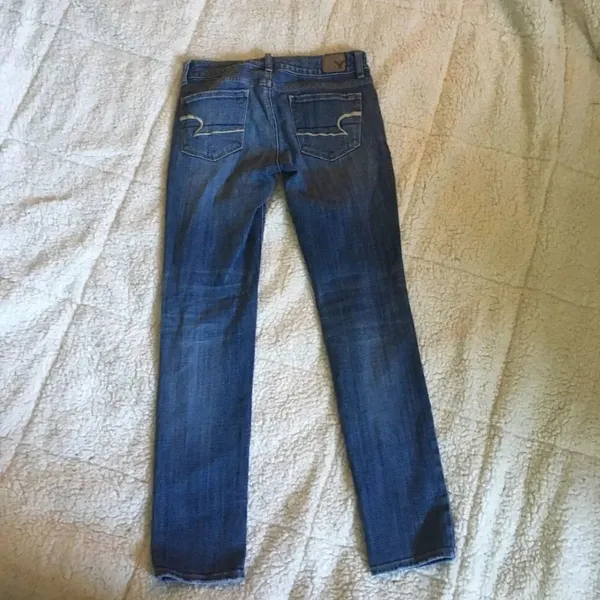 American Eagle distressed dark wash 0 skinny jeans - Image 2