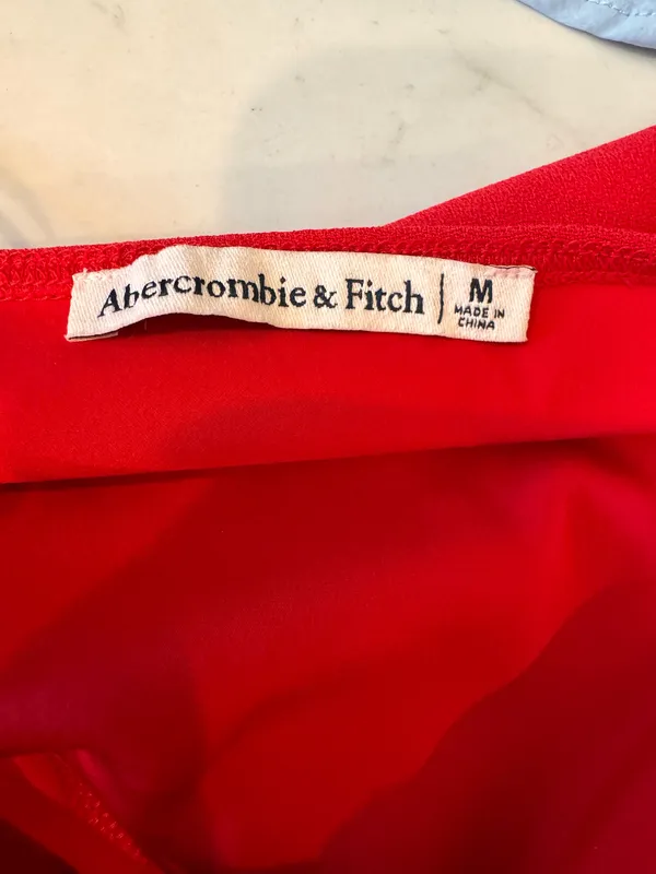 Abercrombie & Fitch Red Crop Top One Shoulder Long Sleeve M - Image 4