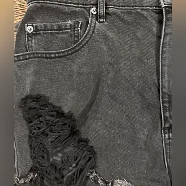 GARAGE Black High Rise Ripped Jean Shorts‎ Size 9 - Image 6