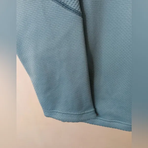 Under Armour AllSeasonGear 1/4 Zip Pullover Sweatshirt Small‎ Blue - Image 8