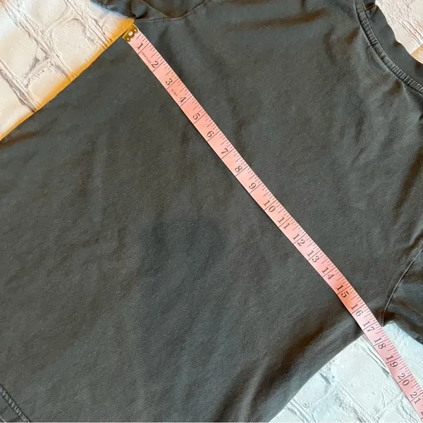 Banff Canada Ski Snowboard Bear Destination Tshirt Small - Image 4