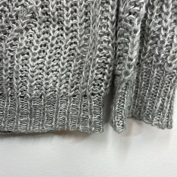 American Eagle Open knit crew neck pulloverer sweaterter gray Medium oversized - Image 5