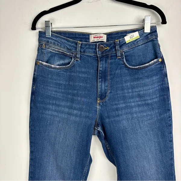 NWT Wrangler High Rise Bold Boot Jeans Sz 5/6 Medium Wash Bootcut - Image 7
