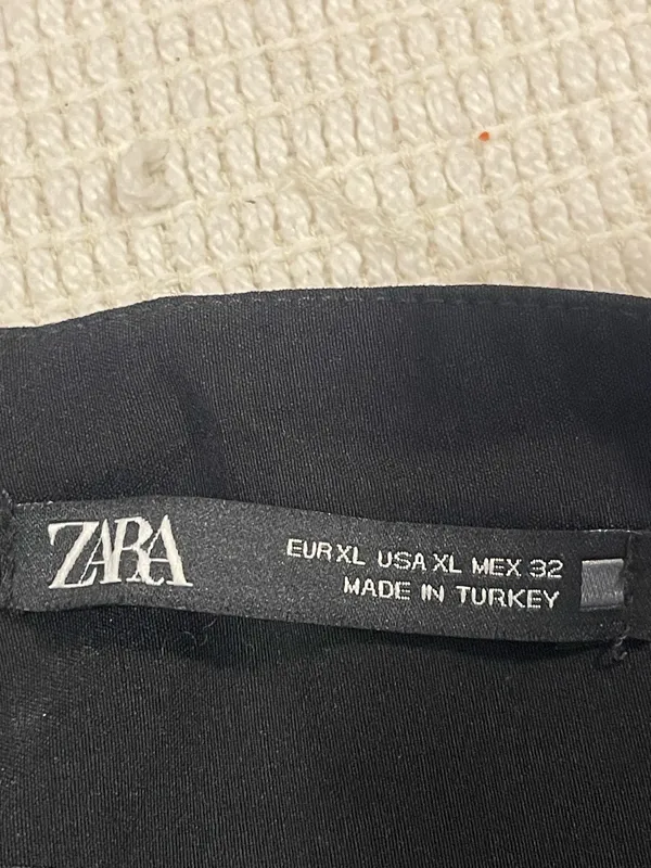 Zara Black Halter Too with Rhinestone Chains XL Going Out Top, Sparkle, Minimalist - Image 2