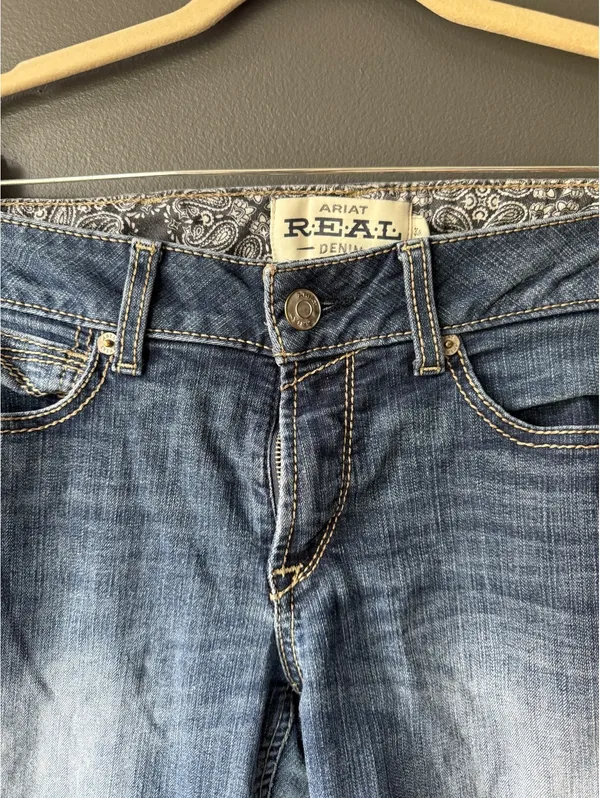 Ariat Real Denim Mid Rise Bootcut Jeans Size 27 x 32 - Image 2