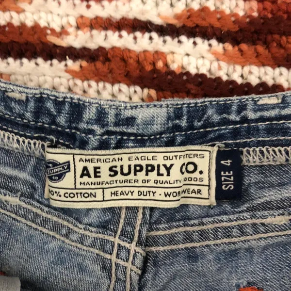 Y2K Vintage American Eagle Micro Mini Baddie Low Rise Denim Jean Booty Cargo Shorts Light Blue #gothic #whimsigoth #cyber #punk #biker whimsygoth Size 4-Measurement in pics - Image 2