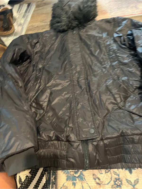 Aerie faux fur trim puffer jacket - Image 7