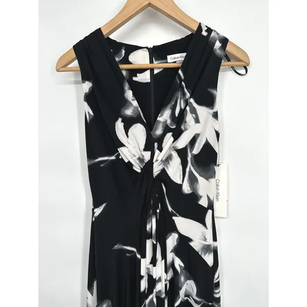 Calvin Klein Maxi Dress Womens 2 Black Floral V-Neck Sleeveless Resort Travel - Image 2