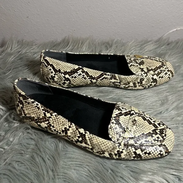 Vionic Hayes Loafer Ivory/Multicolor Snakeskin Patterned Loafers Size 9 - Image 3