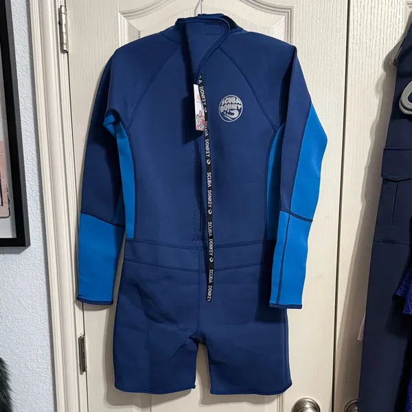 NWT Scuba Donkey Hisea Navy Long Sleeve Neoprene Front Zip Wetsuit Swim Shorts - Image 2