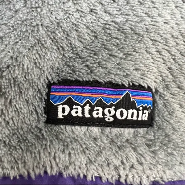 Patagonia Grey & Purple Retool Snap T Fleece Sweater Womens Small Long Sleeve - Image 4