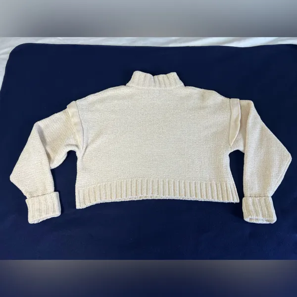 Urban Outfitters Cream‎ cropped sweater Size SP - Image 4