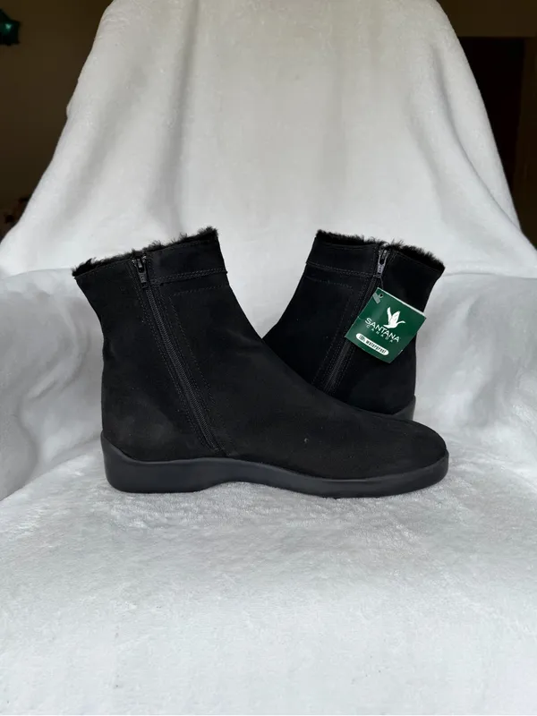 Santana Canada Black Suede Faux-Fur Trim Ankle Boots New - Image 2