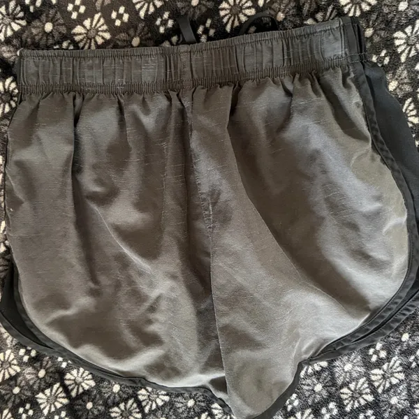 Nike running shorts - Image 4