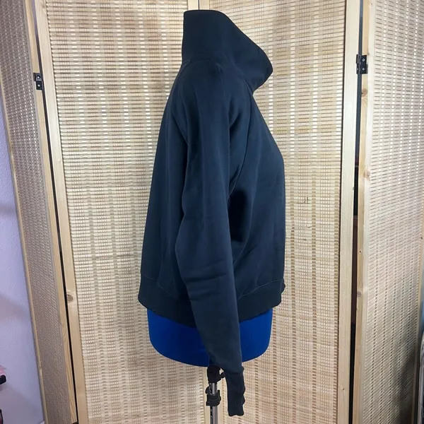 Under Armour Sweatshirt, Size: X-Large - Image 3