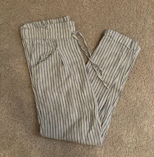 American Eagle Linen Pants - Image 2