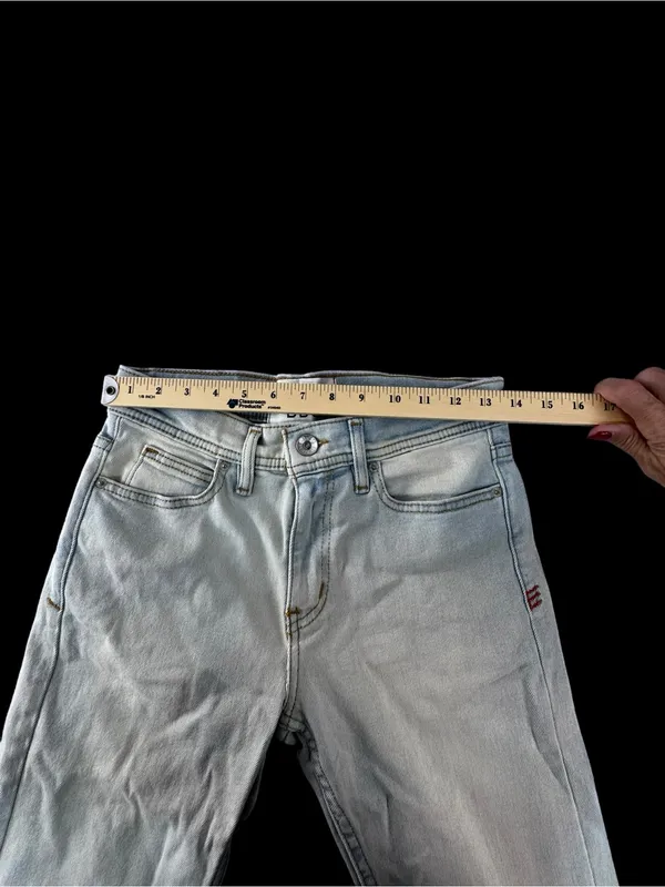 BDG Light Blue Straight-Leg Women’s Jeans - Image 2