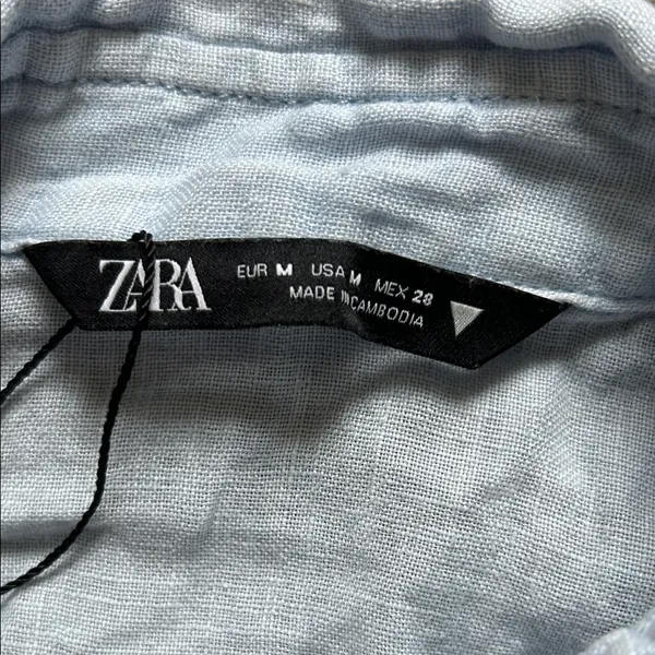 Zara Women's Light Blue Button Down Shirt - Image 2