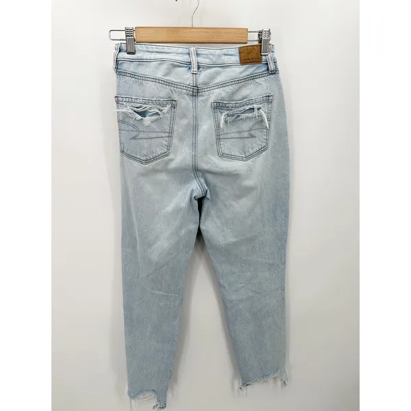 American Eagle AEO Jeans Women 0 Blue Light Wash Denim‎ Distressed Mom - Image 2