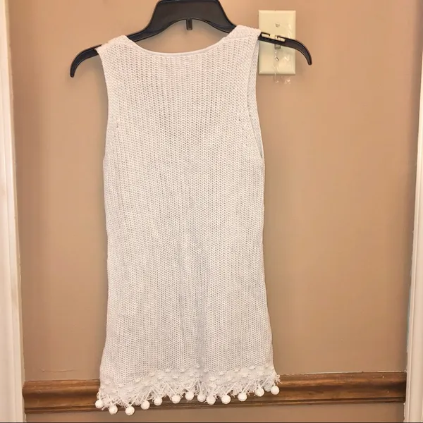 Lilly‎ Pulitzer Jaya Sweater V Neck Pom Pom Tank Top Metallic Grey XS - Image 4