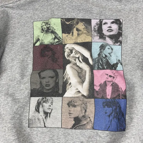 Taylor Swift Sweatshirt Womens Medium Gray The Eras Tour 1/4 Zip Fleece Graphic - Image 3