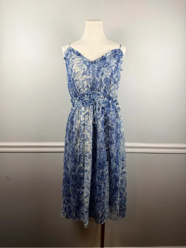 New Elliatt midi Dress Blue Silver the Collection dress size medium - Image 4