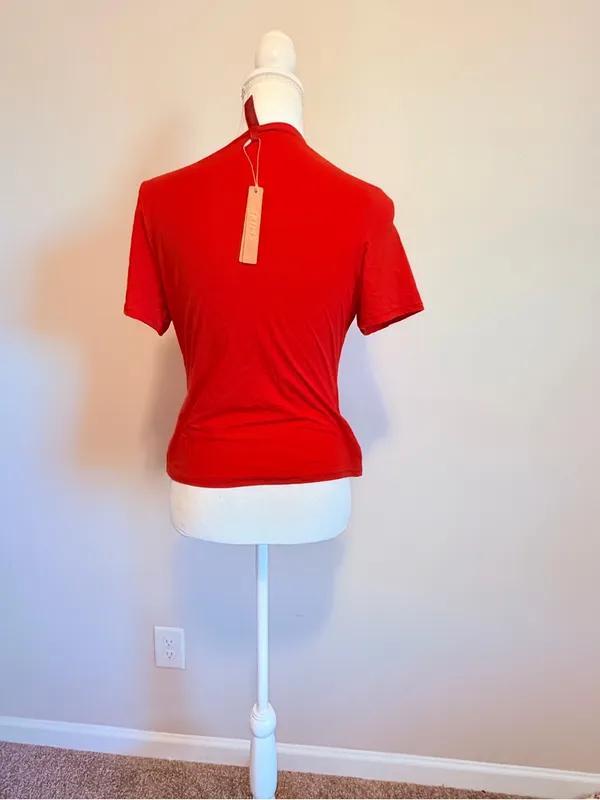 Skims fits everybody short sleeve t-shirt size xl sold out size in Cherry NWT - Image 6