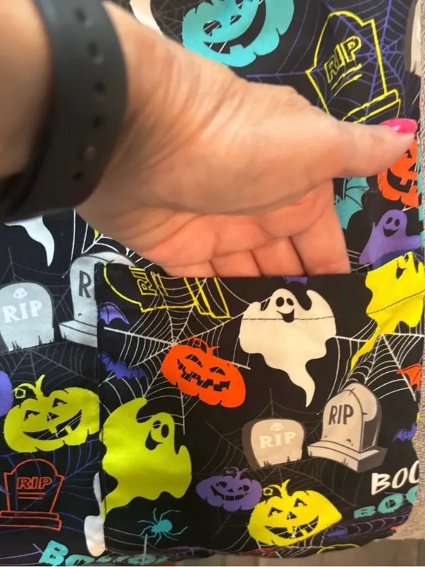 Luv Scrubs V- neck Halloween Nurse, Doctor, Hospital Scrub Shirt Top Pumpkins - Image 7