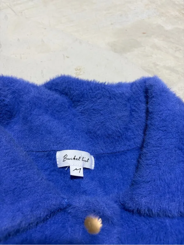 Bucket list Frankie soft fur shacket medium Blue - Image 5