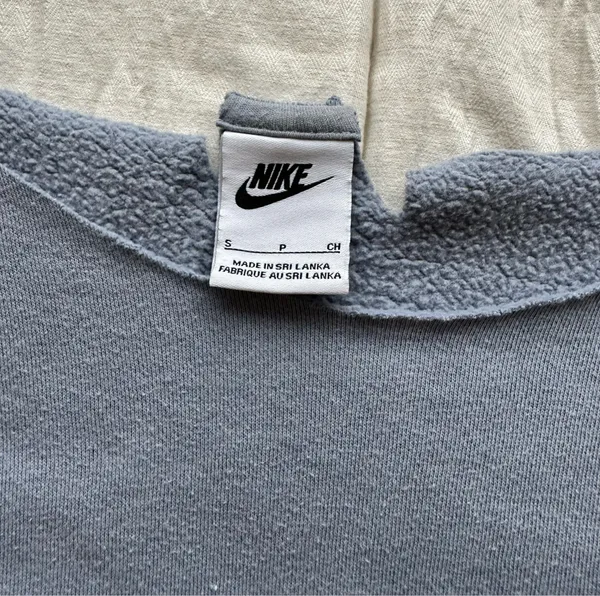 blue nike crewneck - Image 2