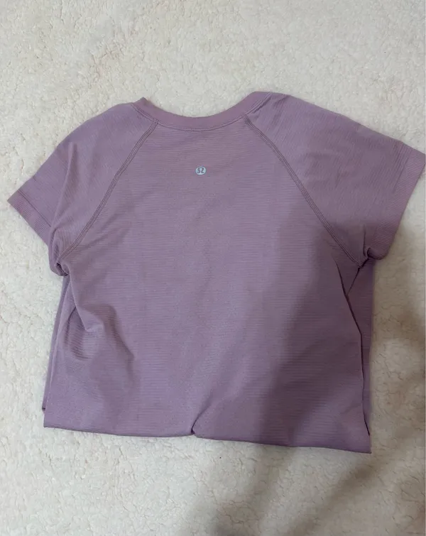 Lululemon Swiftly Tech Short Sleeve 2.0 - Image 2