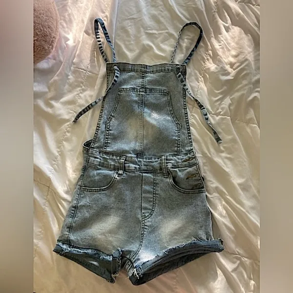 Size xs Light-wash Jean Style Romper Outfit - Image 12