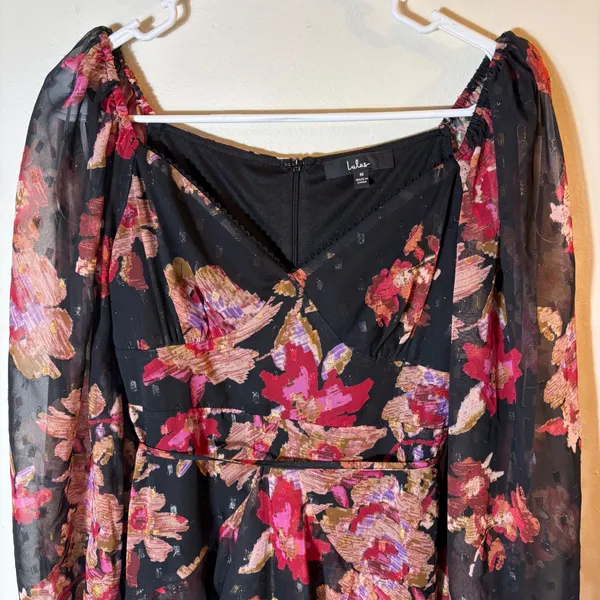 Lulus Dramatically Dreamy Black Floral Chiffon‎ Tiered Lurex Mini Dress Medium - Image 2