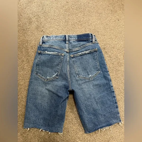 Abercrombie & Fitch High Rise 9” Shorts Medium Wash size 24 - Image 5