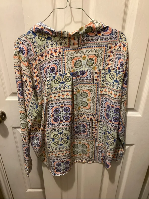 Rose & Olive Multicolor Tile Floral Button-Up Blouse - Image 4
