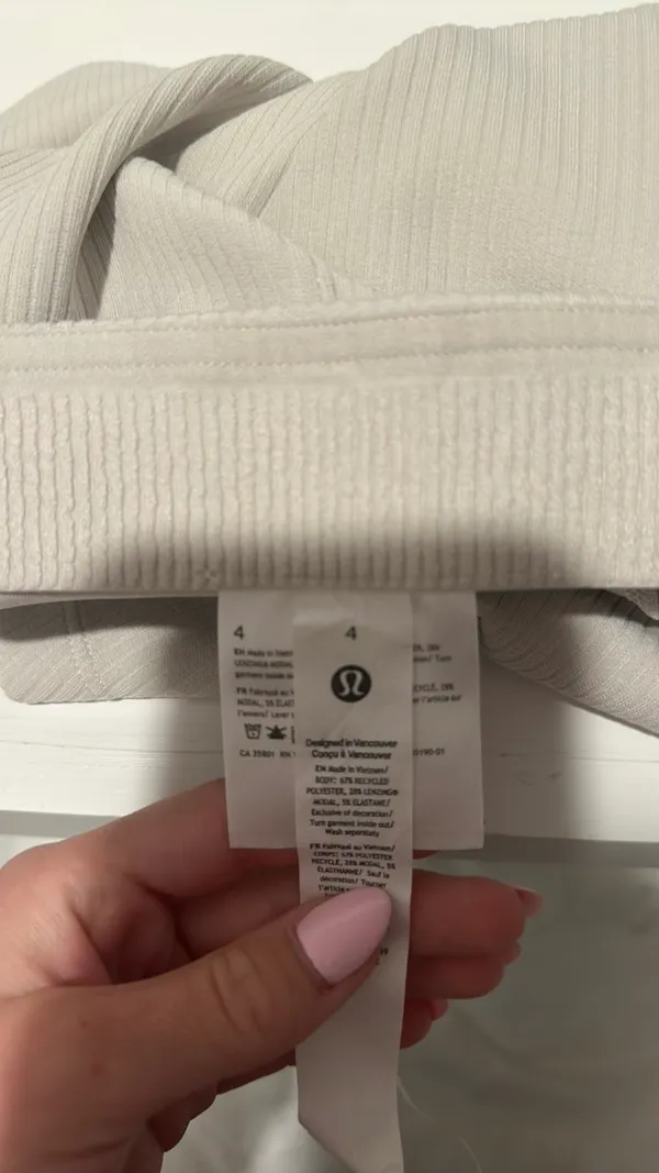 Lululemon Shorts - Image 4
